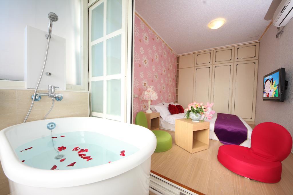 Avica Homestay Wujie Zewnętrze zdjęcie